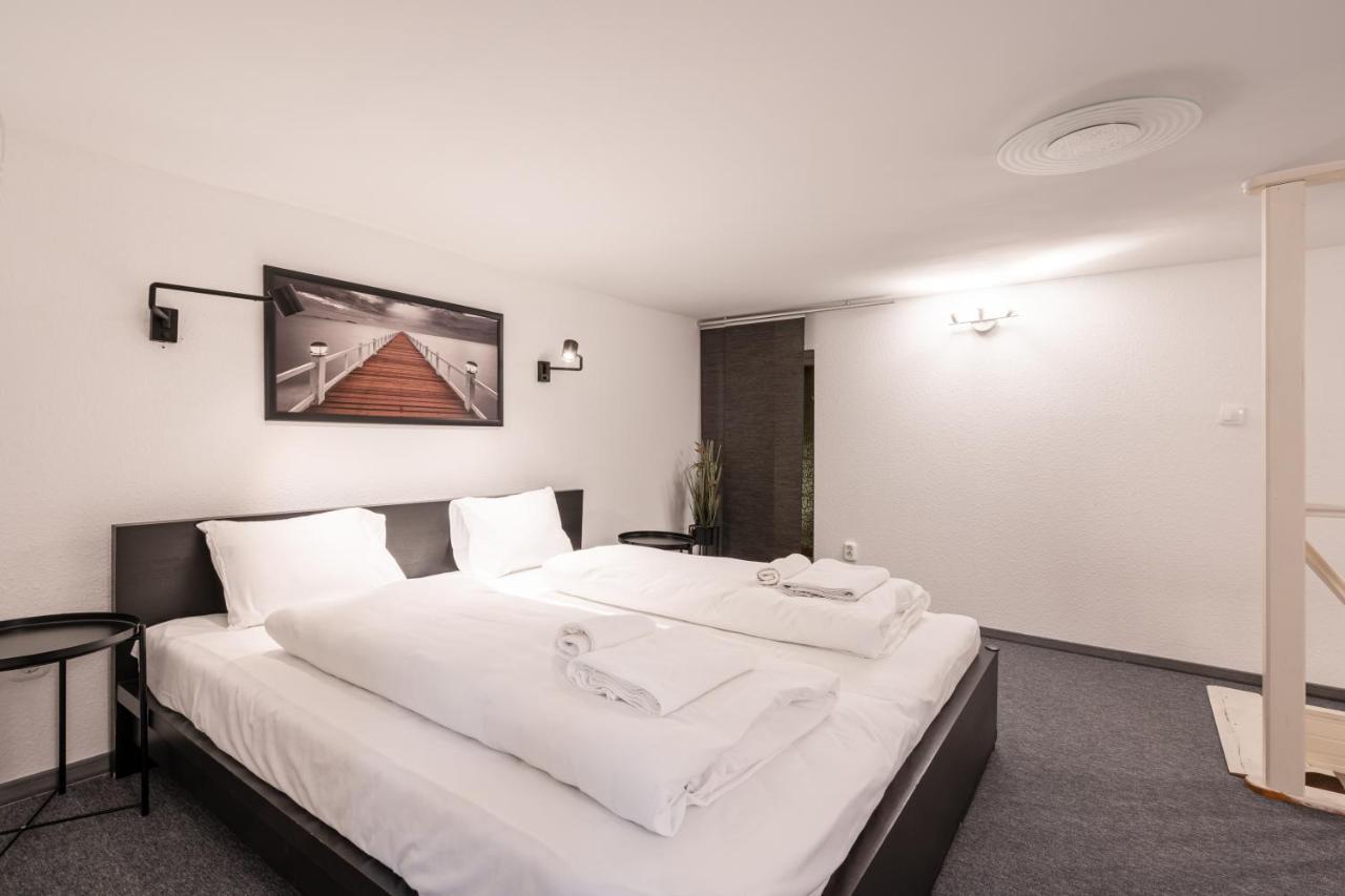 Zensen Nest Apartment Budapest Exteriör bild